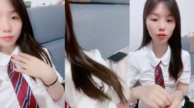 王炸！全网最粉逼，名器，馒头逼一线天白虎【清凉一夏】JK学生妹，扣到狂喷水，青涩腼腆又有点儿 (2)
